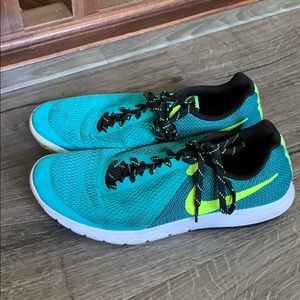 Women’s Nike running shoes